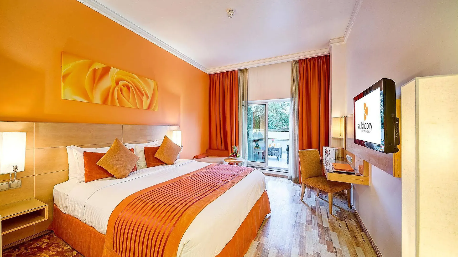 Al Khoory Executive Hotel, Al Wasl Dubai 3*,
