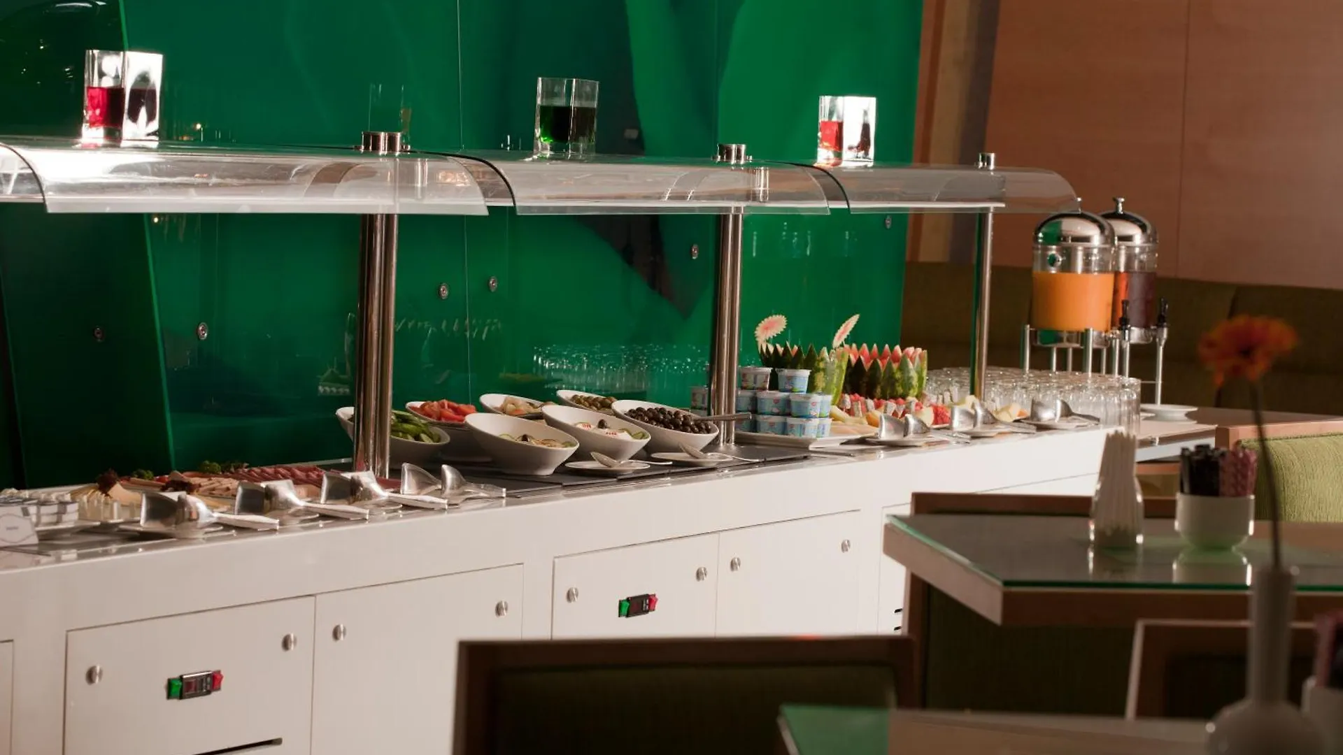 Al Khoory Executive Hotel, Al Wasl Dubai Hotel