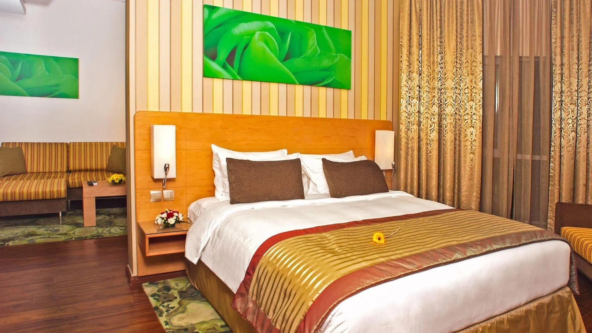 Al Khoory Executive Hotel, Al Wasl Dubai